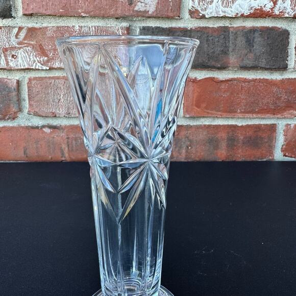 Vintage Starburst Clear Lead Crystal Vase Small 7in - Picture 4 of 7